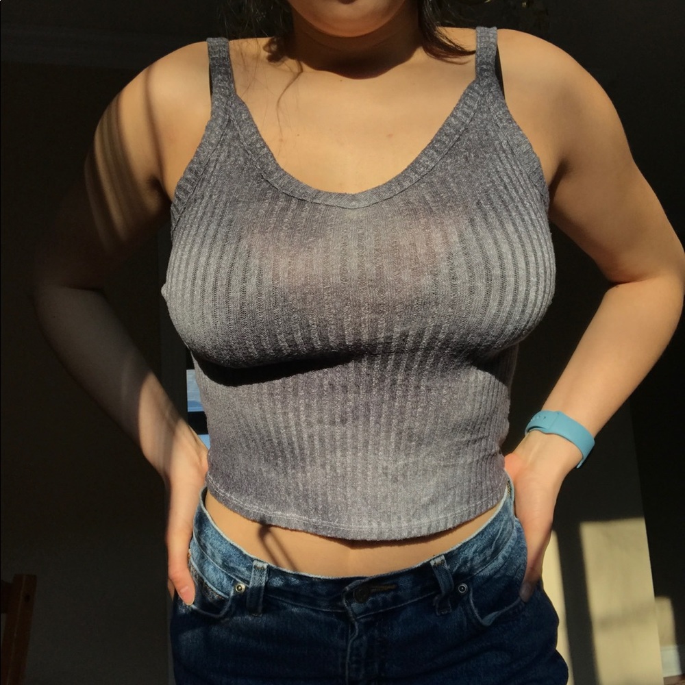 2/$20🦋 GREY RIBBED TANK